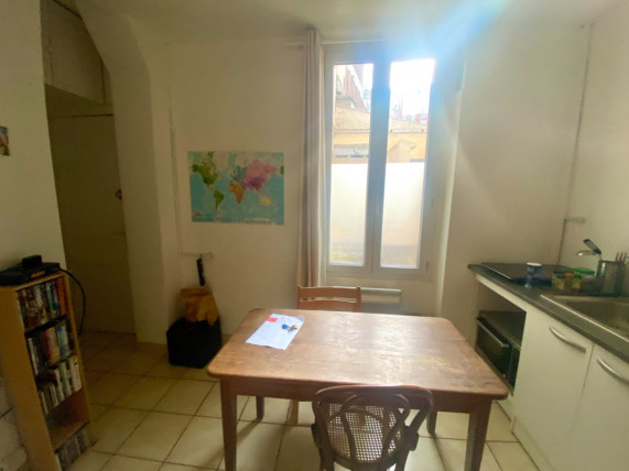 region-parisienne/clichy/appartement-t2-petit-sejour-lumineux