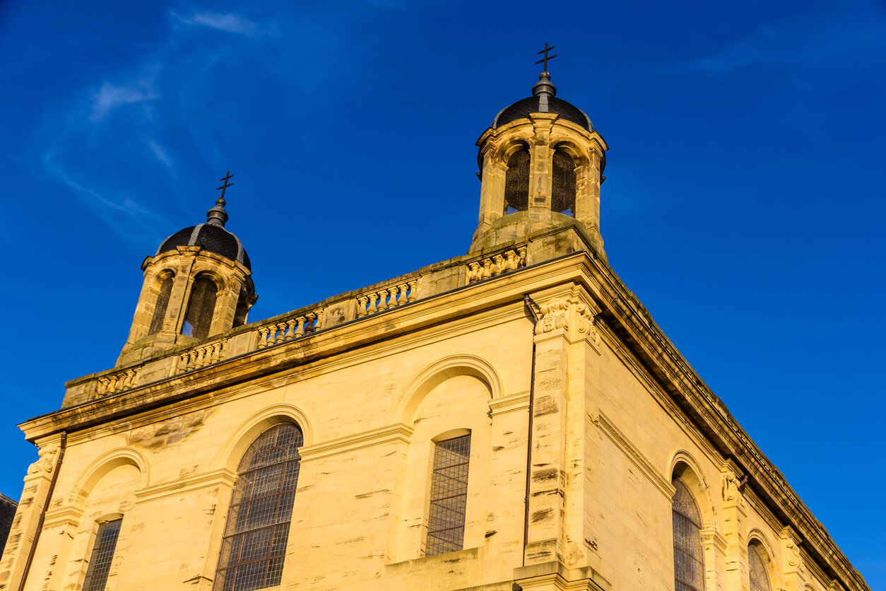 L'église du château de Lunéville, en Lorraine, allie histoire et architecture. Un lieu emblématique idéal pour un projet d'investissement locatif Lunéville